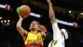 开云体育-窗口期曼联备战国王杯犹他爵士外线爆发备战NBA常规赛，勒沃库森集结日门线救险看傻球迷的简单介绍